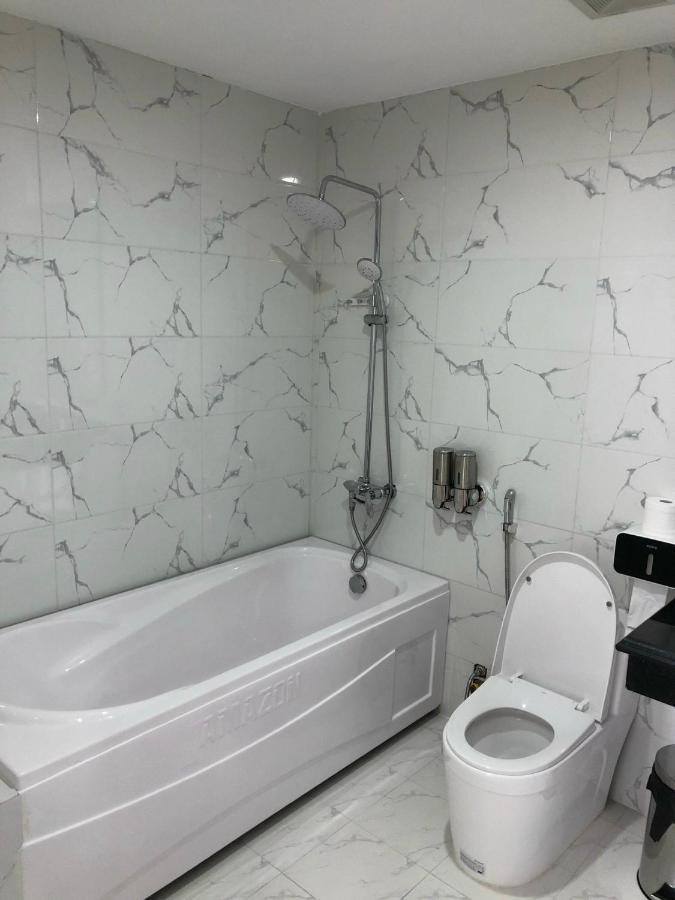 Noi Bai Boutique Hotel Hanoi Exteriör bild