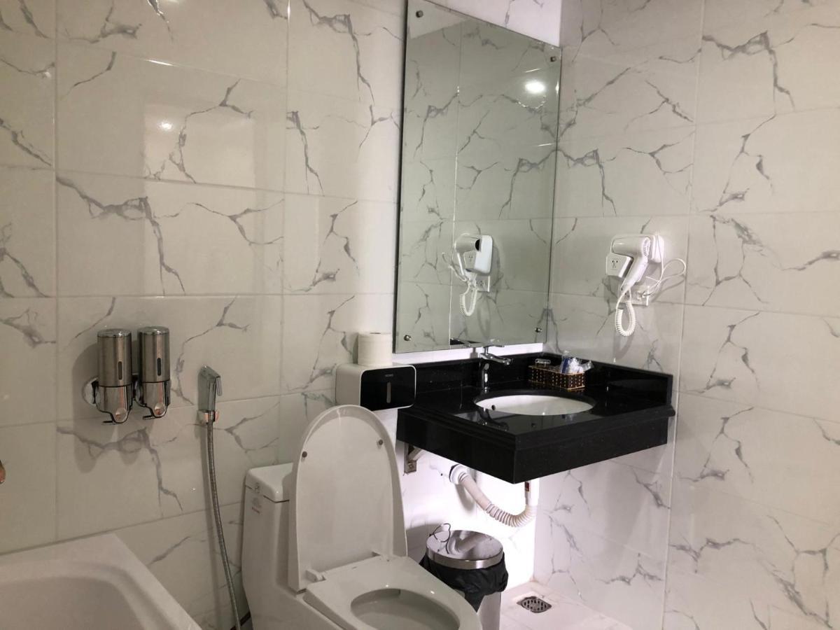 Noi Bai Boutique Hotel Hanoi Exteriör bild